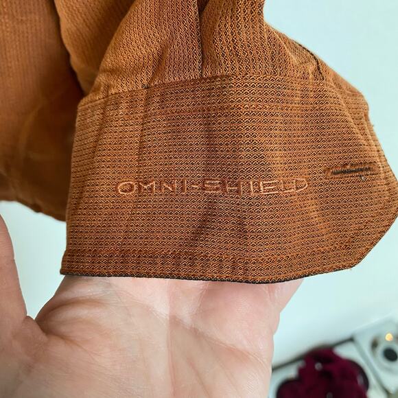 Columbia Omni-Shield Long sleeve Button Down Brown XL - Picture 4 of 5